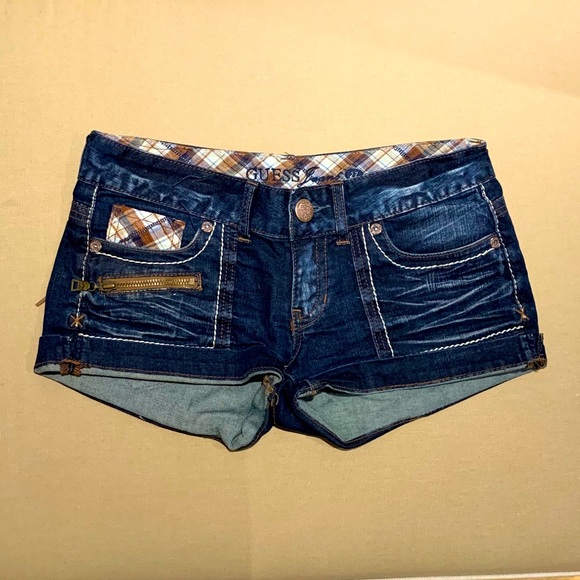 Guess Denim Shorts - Picture 1 of 3